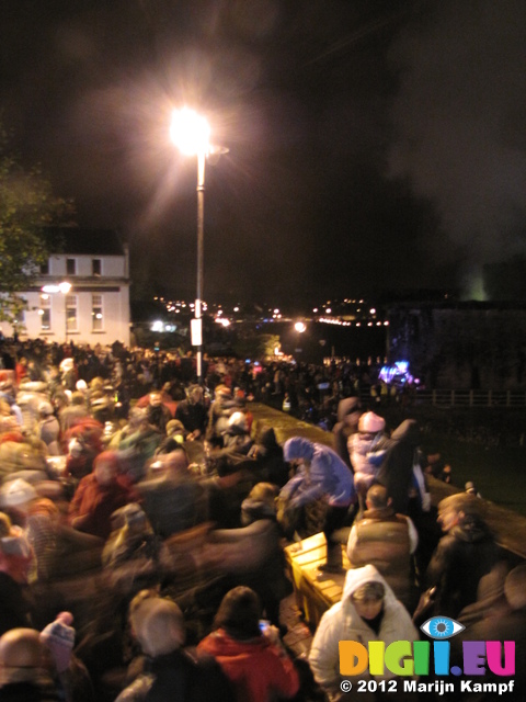 SX25076 People leaving after fireworks